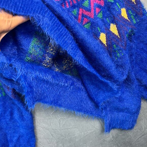 Cultural Fair Isle Print Fluffy Furry Knit Pullover Sweater Soft Shiny T-11 - Picture 7 of 9